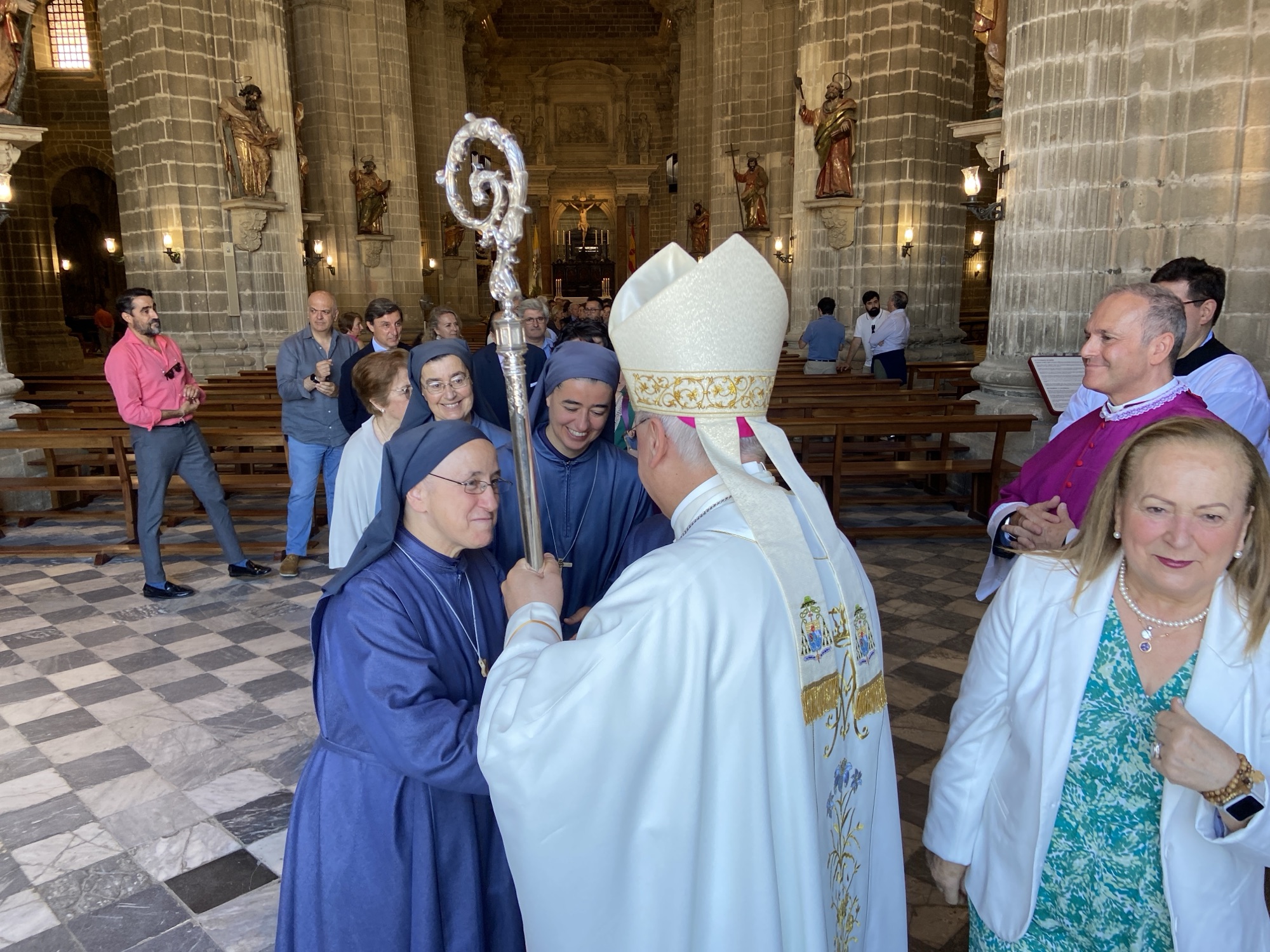 Asidonia Jerez Se Une En Oraci N Por La Madre De Su Pastor Diocesano