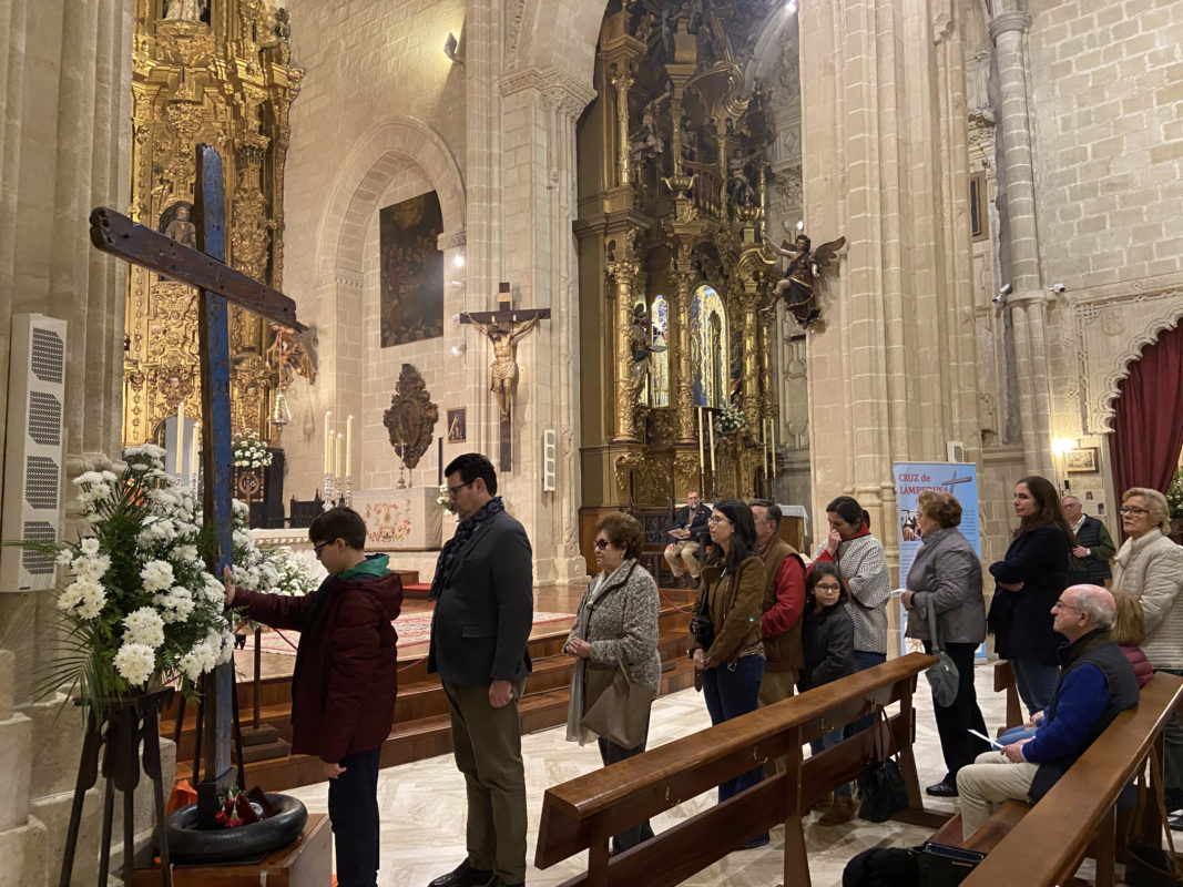 LA DIÓCESIS DE ASIDONIA-JEREZ DESPIDE A LA CRUZ DE LAMPEDUSA