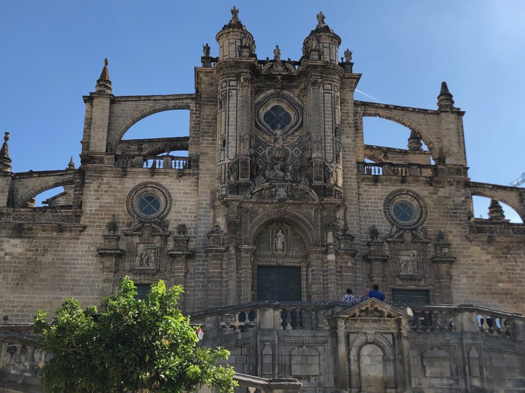 EUCARISTÍA POR EL SUFRAGIO DE LOS FALLECIDOS POR EL COVID-19 EN LA SANTA IGLESIA CATEDRAL