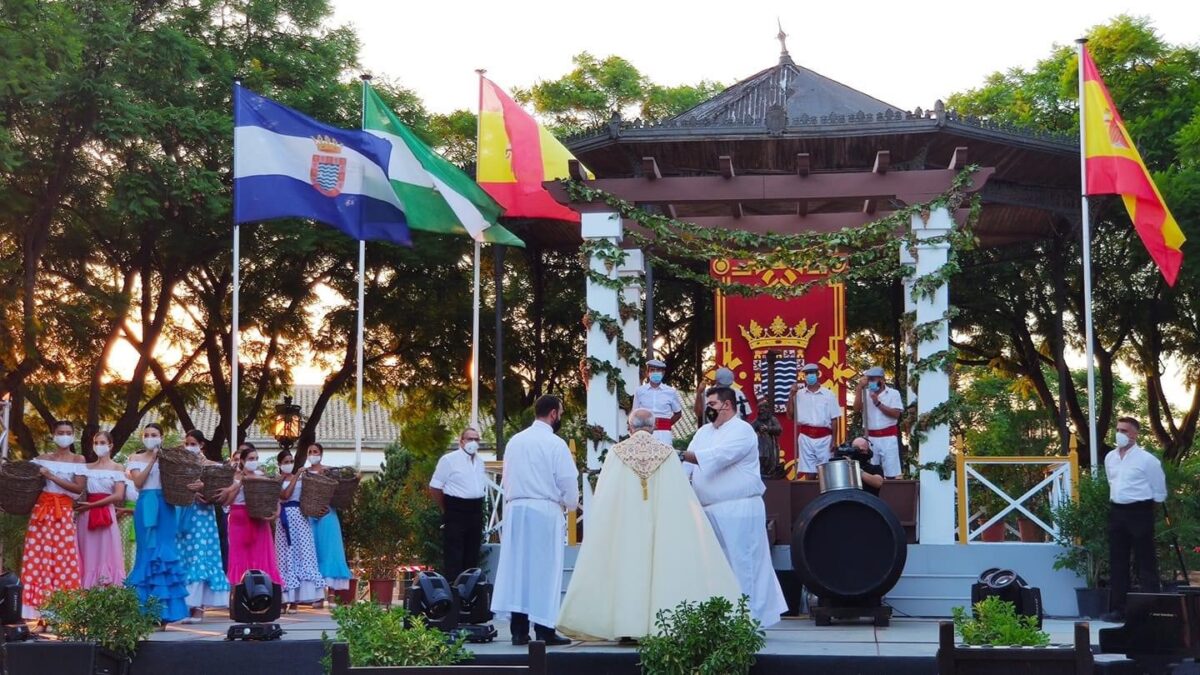 BENDICIÓN DEL TRADICIONAL ACTO DE LA PISA DE LA UVA