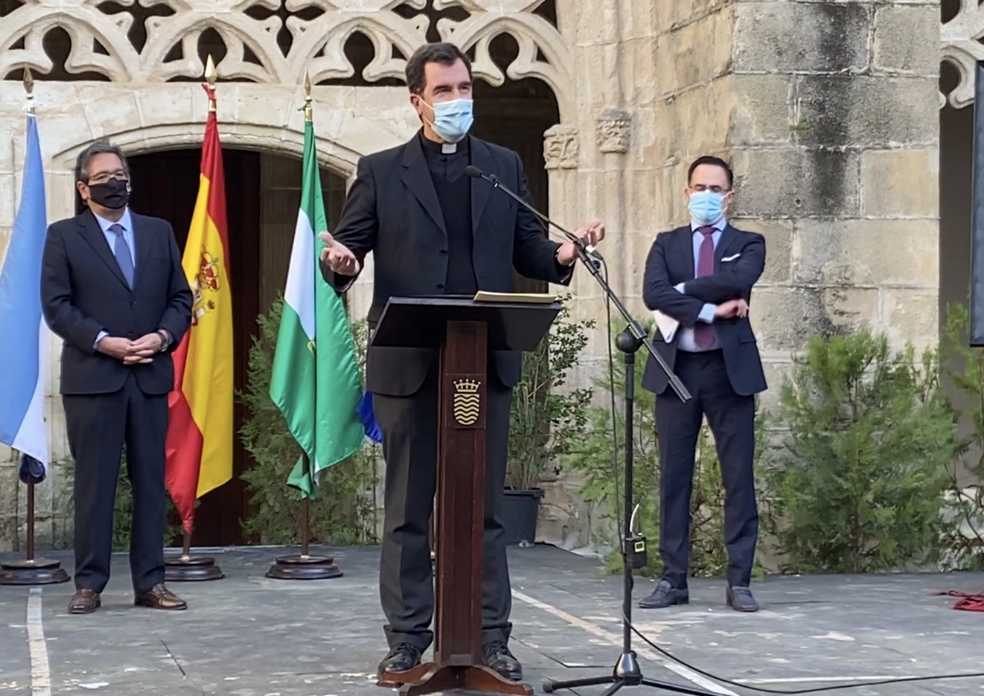 D. FEDERICO MANTARAS PRESENTE EN LA INAUGURACIÓN DE LA EXPOSICIÓN “COFRADÍAS: LA HUELLA DEL TIEMPO EN JEREZ”