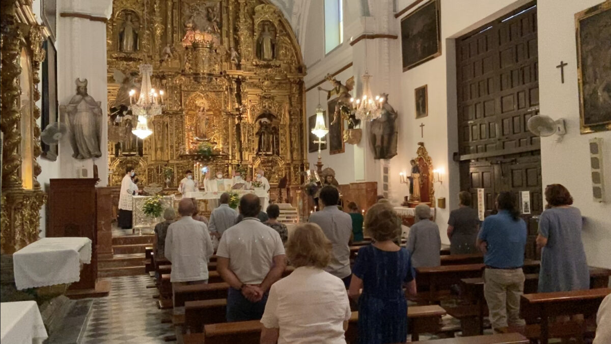 MONSEÑOR RICO PAVÉS VISITA A LAS HERMANAS DOMINICAS DE SANLÚCAR DE BARRAMEDA