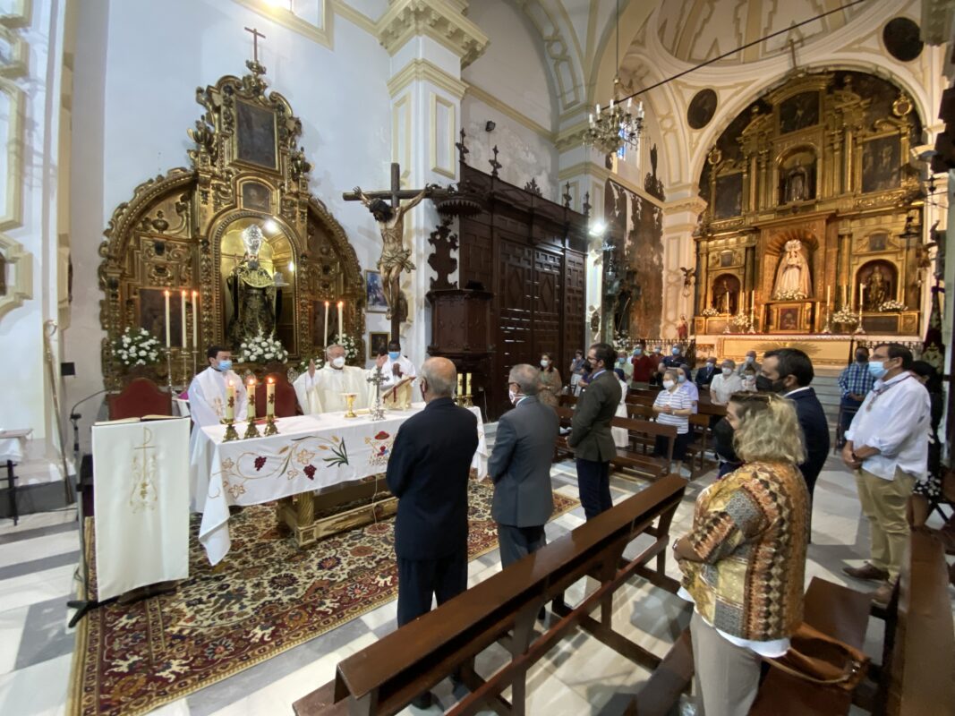 Monseñor Rico Pavés visita a las Hermanas Agustinas en la festividad de San Agustín de Hipona