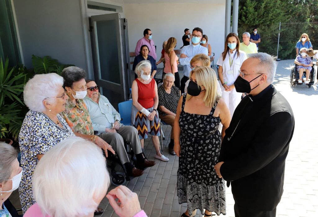 Ayuntamiento y Obispado valoran el trabajo de prevención y atención de la Fundación Centro de Acogida San José