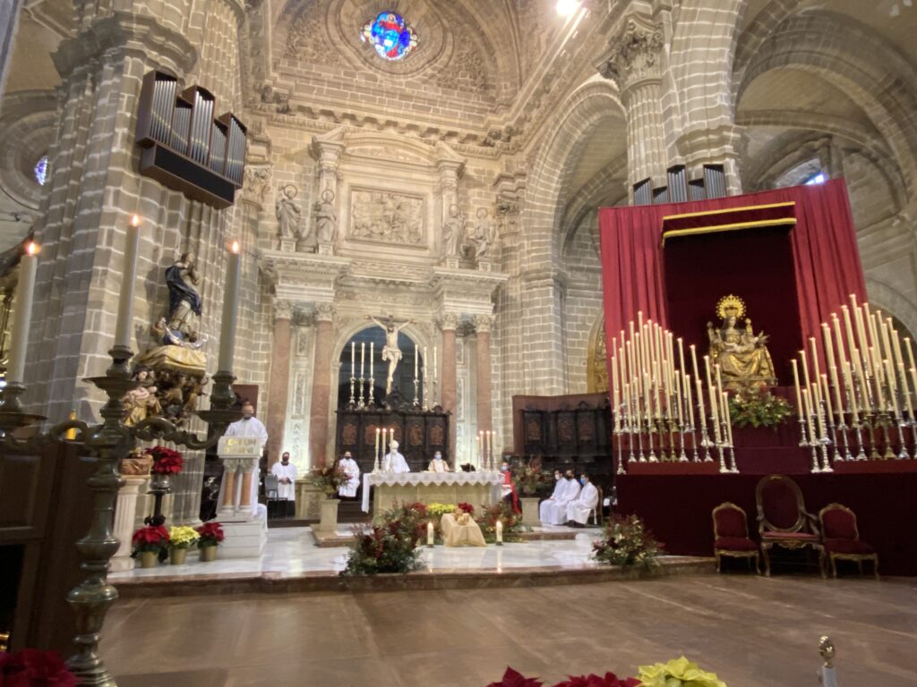 La Iglesia Asidonense vive la celebración de la Natividad de Nuestro Señor Jesucristo y la Sagrada Familia