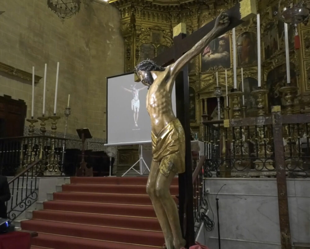 La Parroquia de los Cuatro Evangelistas (Iglesia de San Marcos) restaura la imagen del Cristo de la Viga del siglo XVI