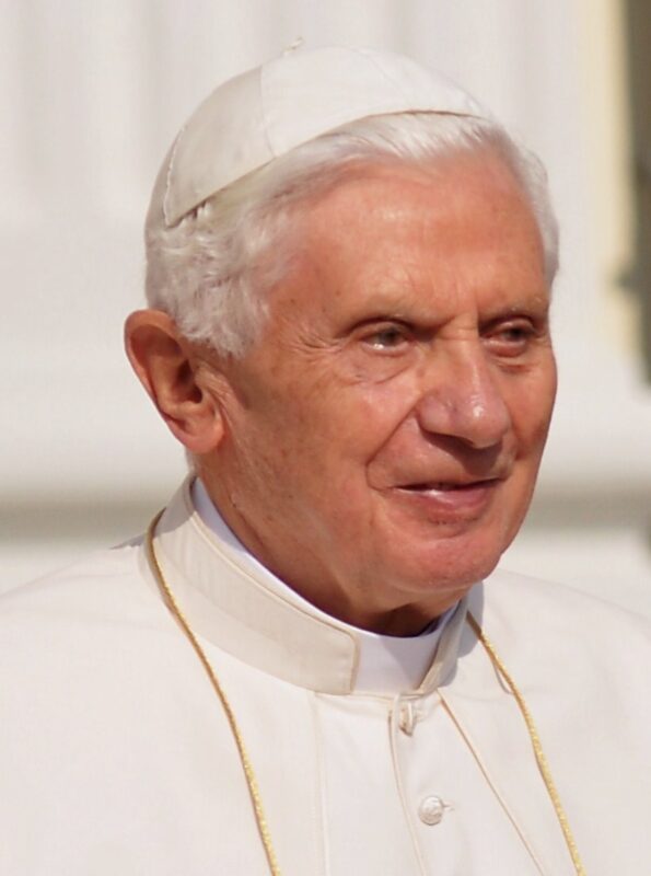 Fallece el Papa emérito Benedicto XVI