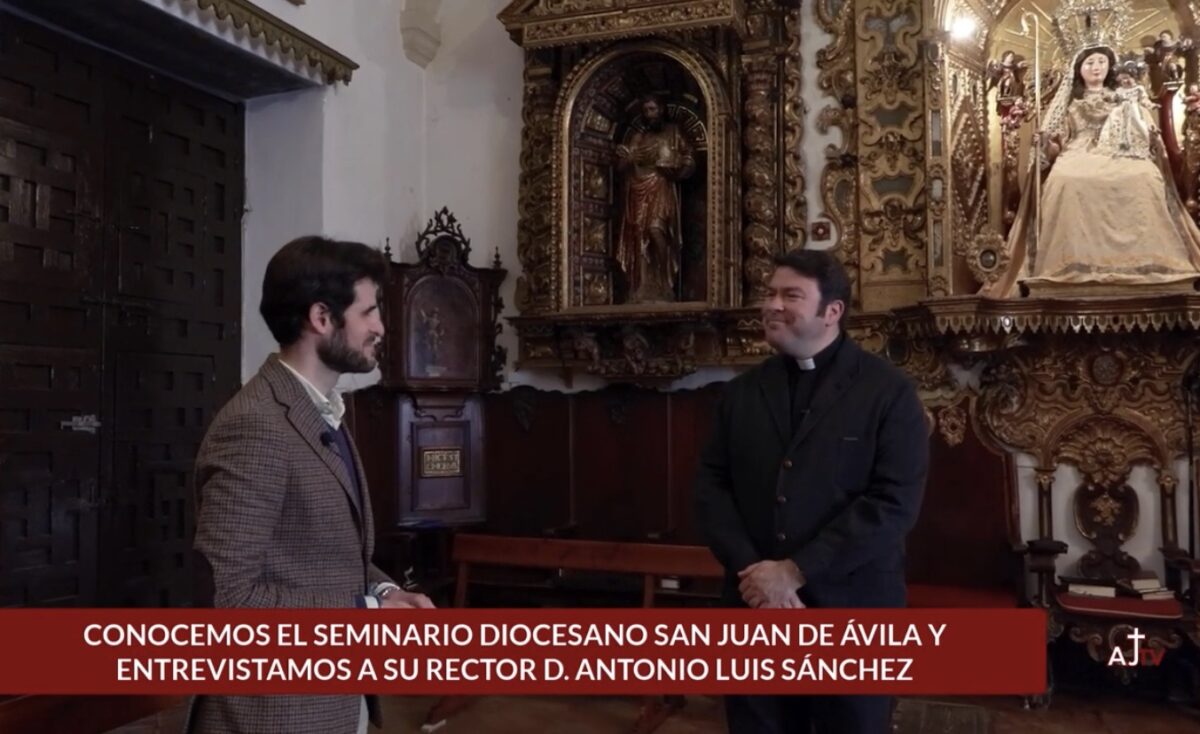 Conocemos el Seminario Diocesano «San Juan de Ávila» y entrevistamos a su Rector D. Antonio Luis Sánchez