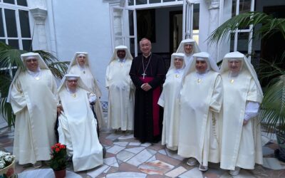 Medio siglo de las Esclavas del Santísimo Sacramento y de la Inmaculada