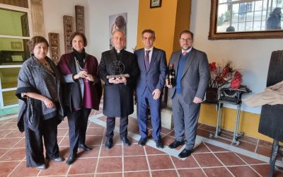 El Obispado recibe el premio a la excelencia Pilar Plá Pechovierto por el Monasterio de la Cartuja